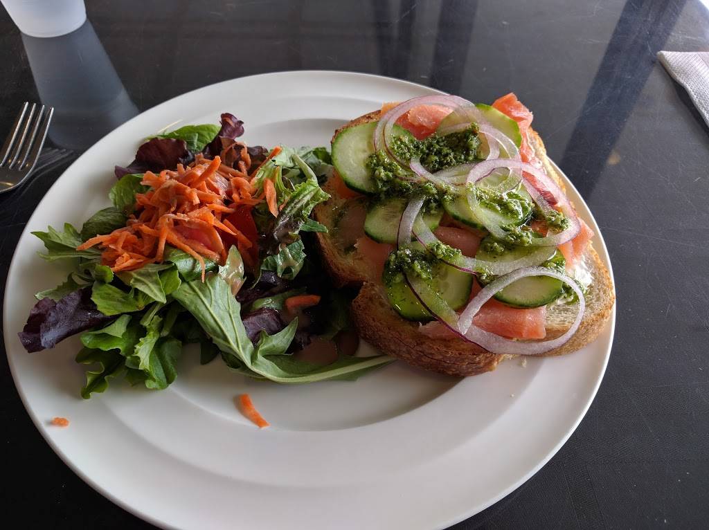 Fambrinis Cafe | cafe | 2500 El Camino Real suite 105, Palo Alto, CA 94306, USA | 6508581268 OR +1 650-858-1268