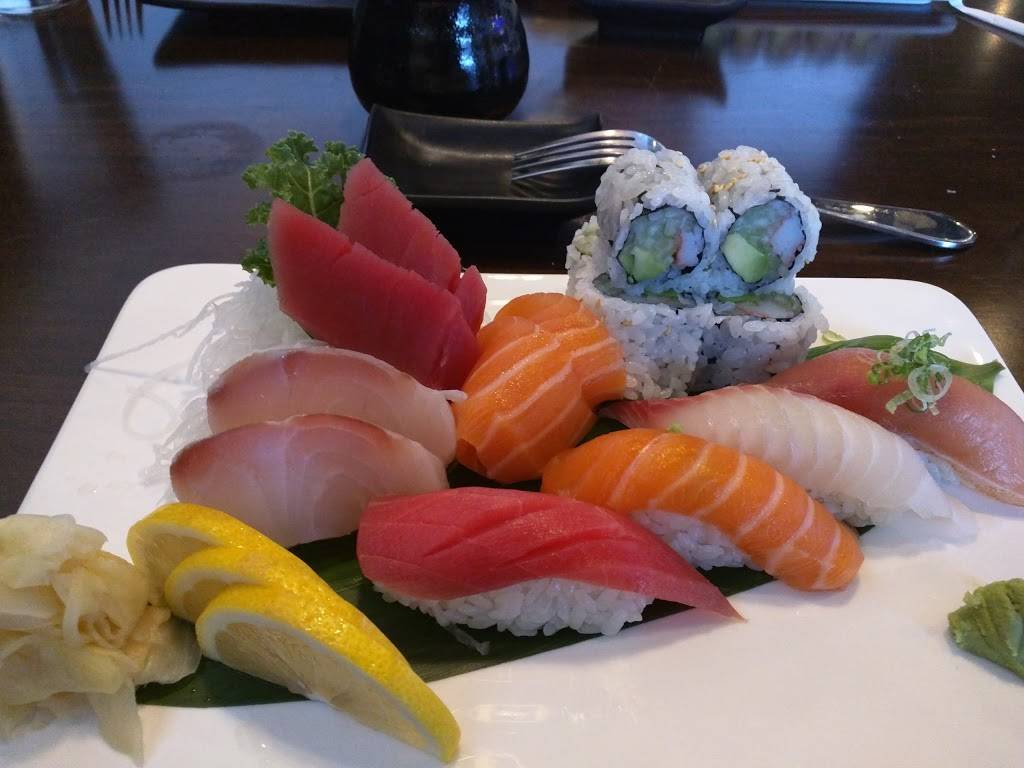 Sake House Japanese Sushi Bar and Steak House 日本壽司吧和牛排館 | restaurant | 9770 Dorchester Rd Unit 103, Summerville, SC 29485, USA | 8439005979 OR +1 843-900-5979