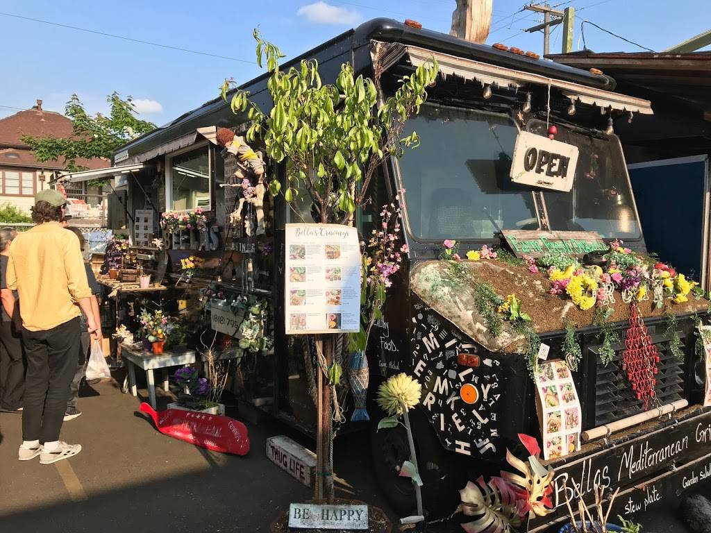 Bellas Cravings | restaurant | 625 NE Killingsworth St, Portland, OR 97211, USA | 8187958481 OR +1 818-795-8481