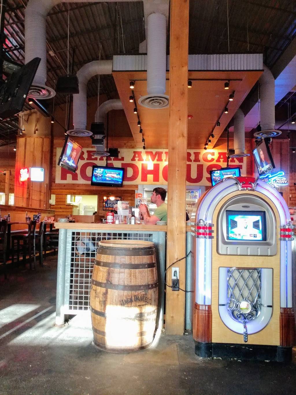 Logans Roadhouse | restaurant | 351 S, Perry Rd, Plainfield, IN 46168, USA | 3178385190 OR +1 317-838-5190