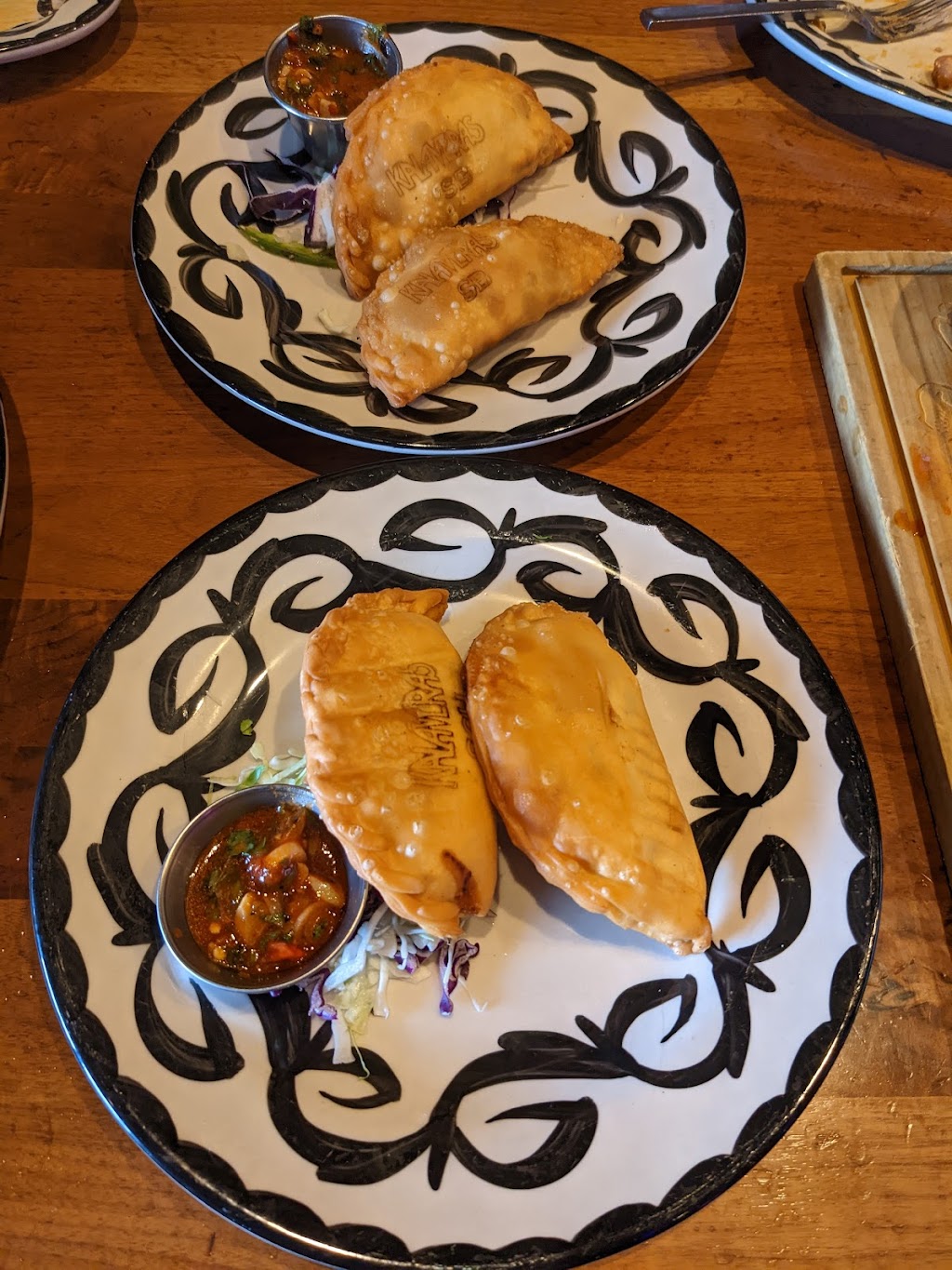 Kalaveras | restaurant | 11940 W Pico Blvd, Los Angeles, CA 90064, USA | 4243253030 OR +1 424-325-3030