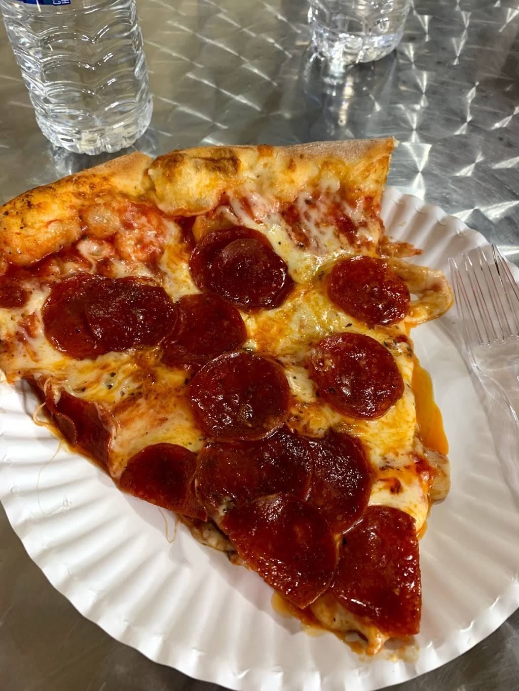 LA PIAZZA PIZZERIA | restaurant | 162 W Main St suite H, Whitewater, WI 53190, USA | 2624582727 OR +1 262-458-2727