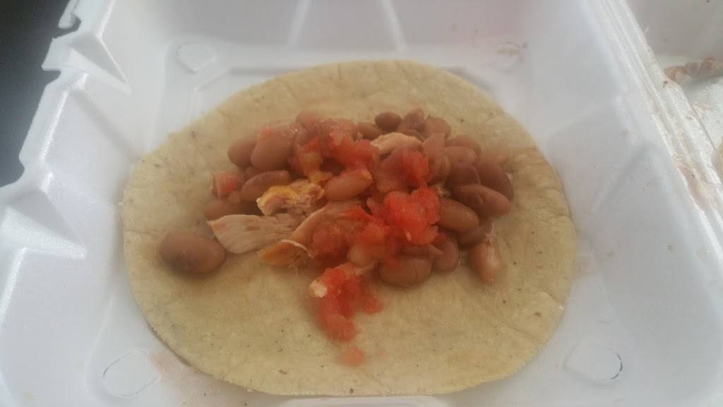 Los Pollos de la Cementera | restaurant | Calle Esmeralda 75, Costa Bella, 22898 Ensenada, B.C., Mexico | 016461207858 OR +52 646 120 7858