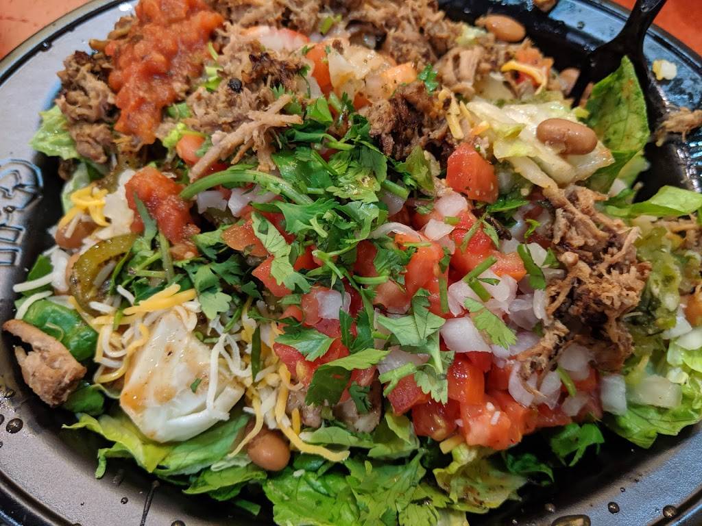 Moes Southwest Grill | restaurant | 831 Main St, Waltham, MA 02452, USA | 7817886637 OR +1 781-788-6637