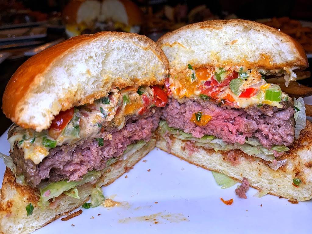 Bainbridge Street Barrel House | restaurant | 625-627 S 6th St, Philadelphia, PA 19147, USA | 2673243553 OR +1 267-324-3553