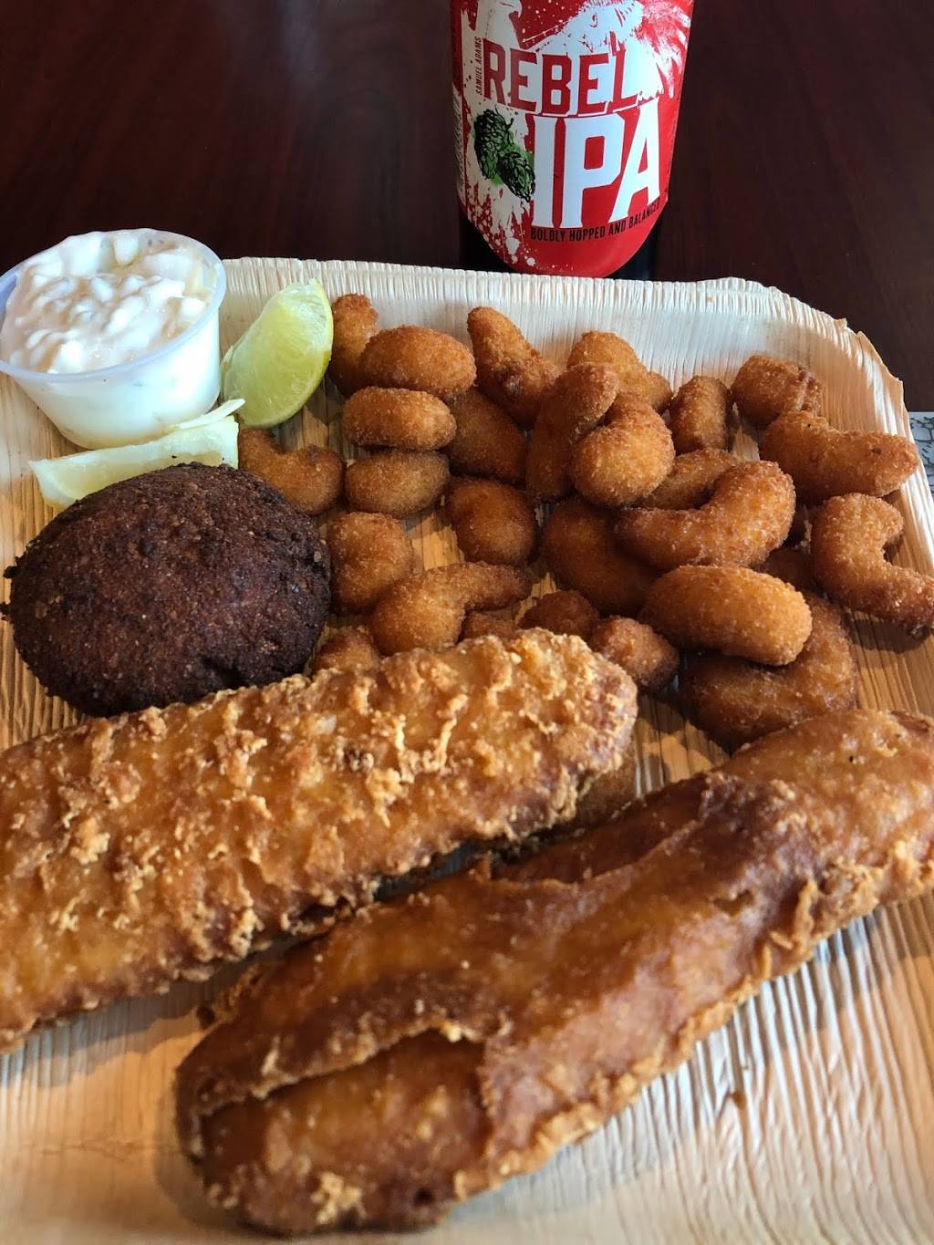 Bowery Bay Tavern | cafe | LaGuardia Airport (LGA), Terminal B, Flushing, NY 11371, USA | 6463895394 OR +1 646-389-5394