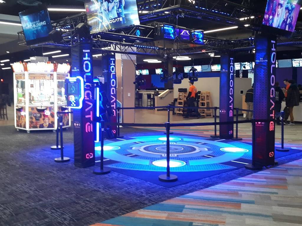 Apex Entertainment Albany | restaurant | 1 Crossgates Mall Rd, Albany, NY 12203, USA | 5184268666 OR +1 518-426-8666