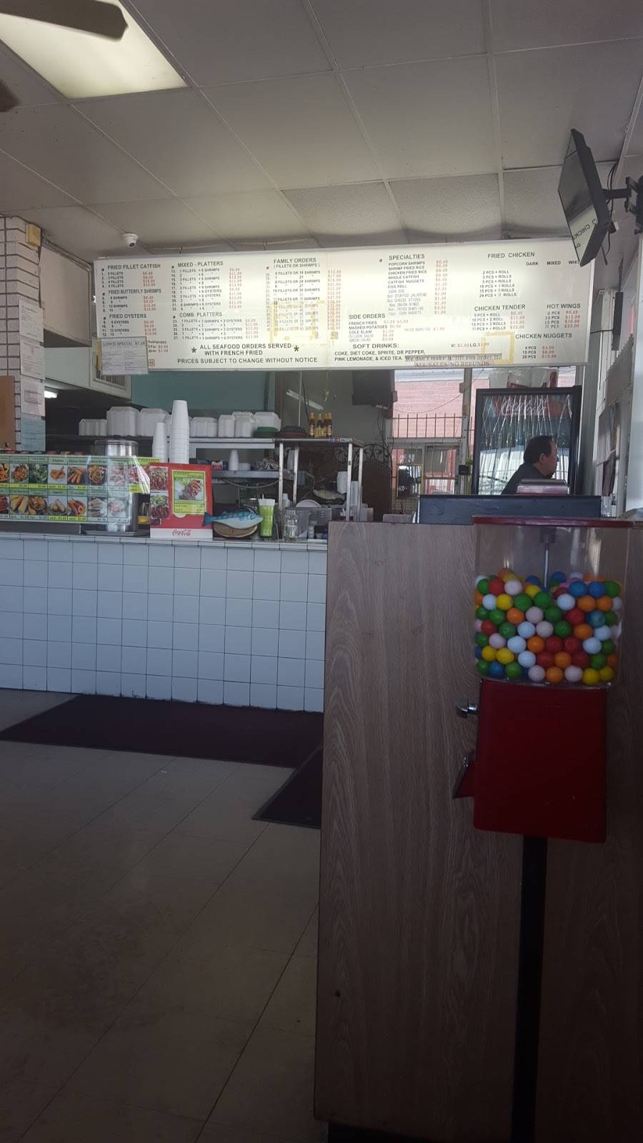 Johns Seafood | restaurant | 8336 Lake June Rd, Dallas, TX 75217, USA | 2143984499 OR +1 214-398-4499