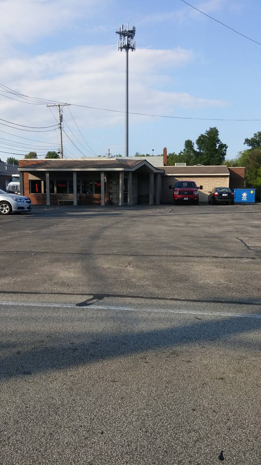 Fat Little Buddies | restaurant | 26906 Cook Rd, Olmsted Township, OH 44138, USA | 4402351338 OR +1 440-235-1338