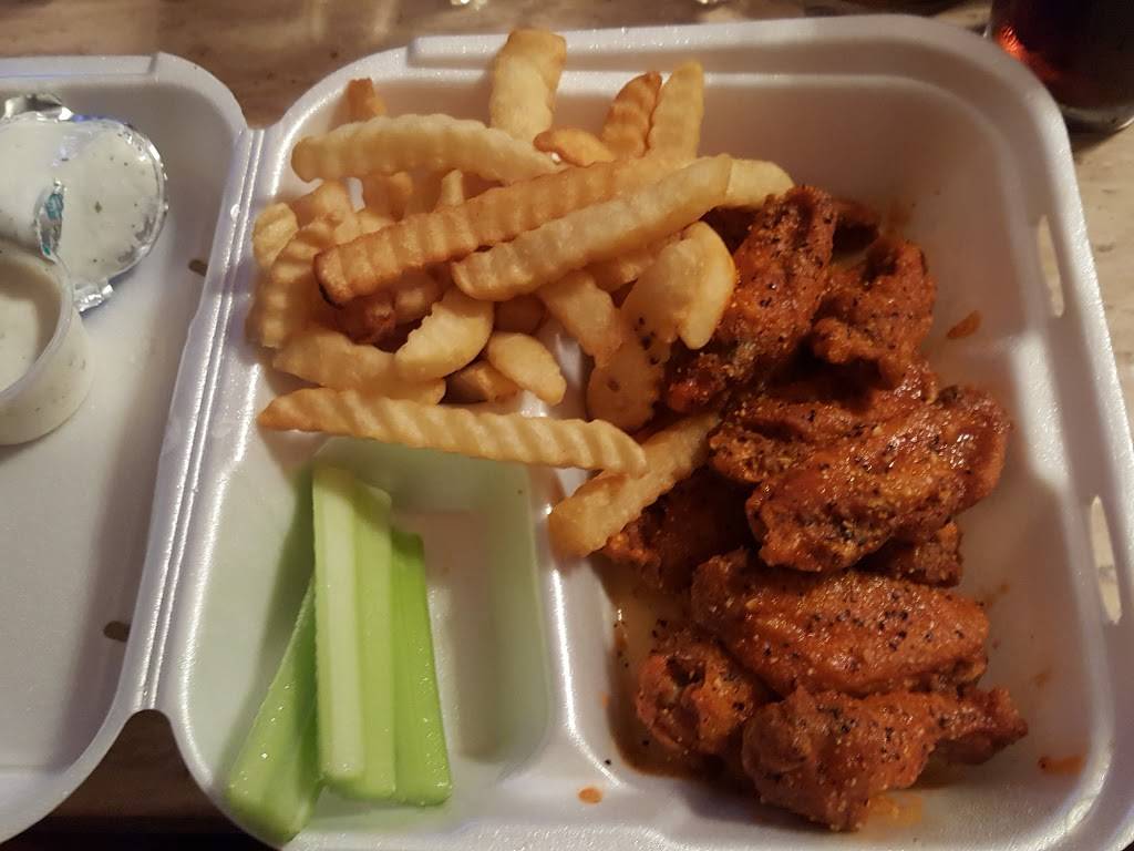 Wings & Philly | restaurant | 3375 Sugarloaf Pkwy, Lawrenceville, GA 30044, USA | 6789850060 OR +1 678-985-0060