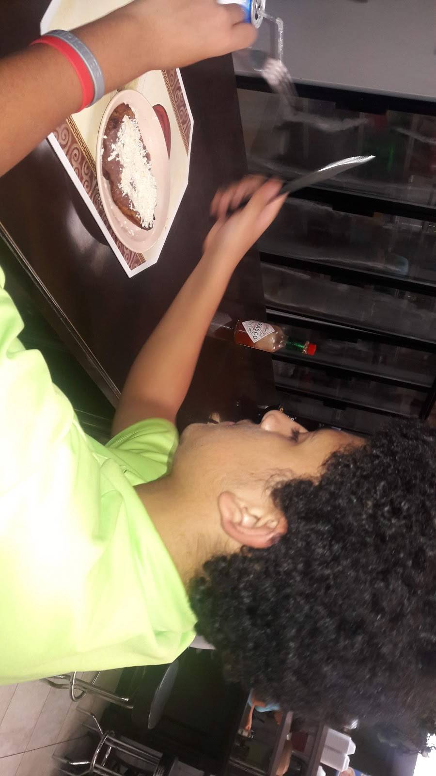 Restaurante San Lorenzo | restaurant | 601 SW 12th Ave, Miami, FL 33130, USA | 3058580132 OR +1 305-858-0132