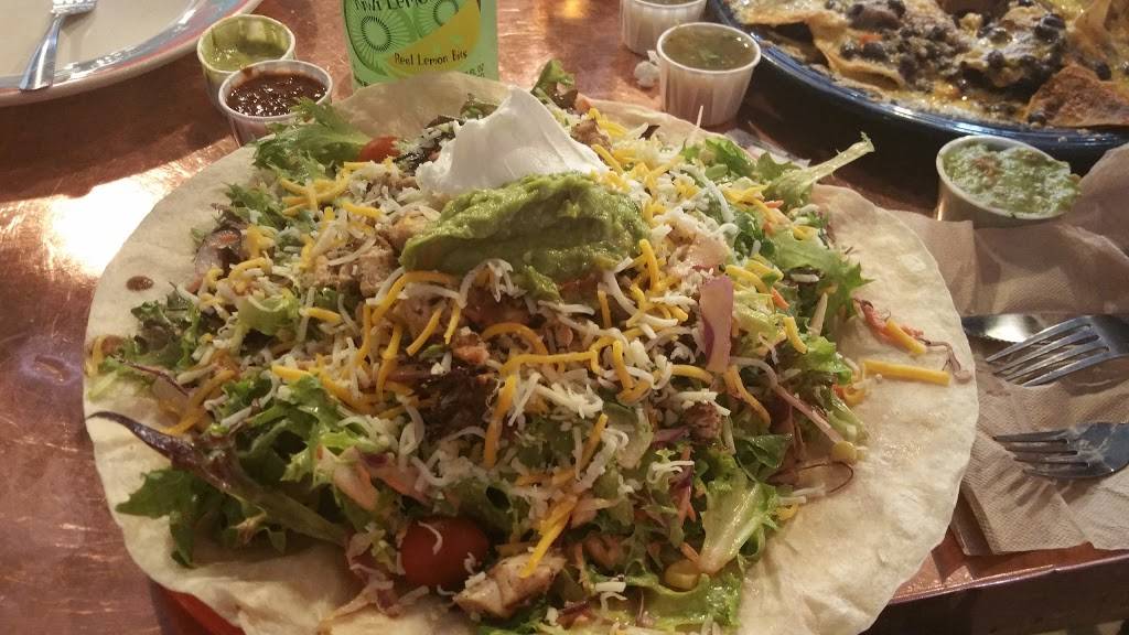 Dos Coyotes Border Cafe | restaurant | 1735 Arden Way #230, Sacramento, CA 95815, USA | 9169270377 OR +1 916-927-0377