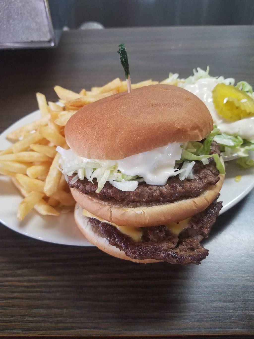 Midway Oh Boy Restaurant | restaurant | 6620 Lake Ave, Elyria, OH 44035, USA | 4403243711 OR +1 440-324-3711