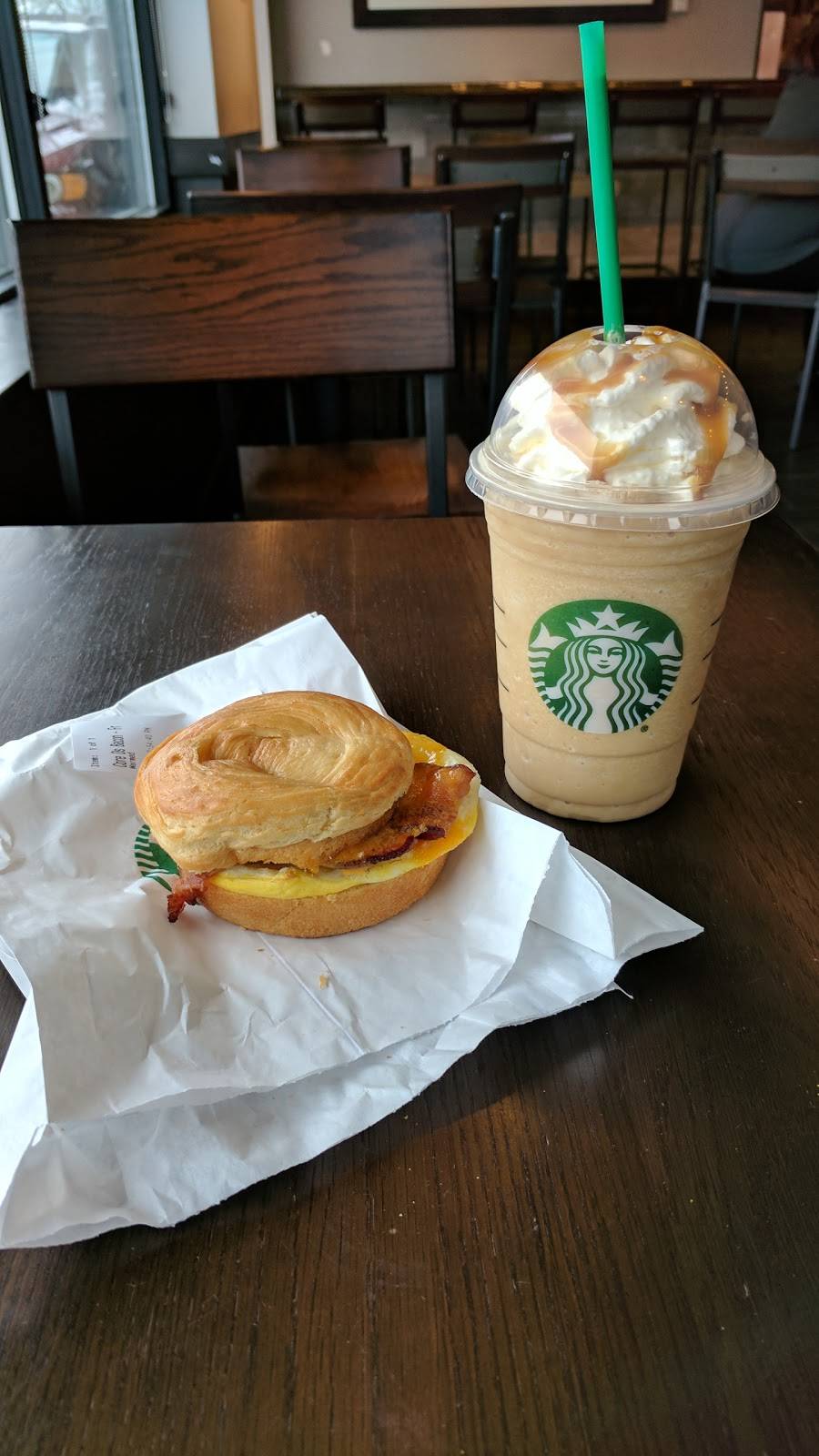 Starbucks | cafe | 11 E Central St, Worcester, MA 01605, USA | 5087564048 OR +1 508-756-4048