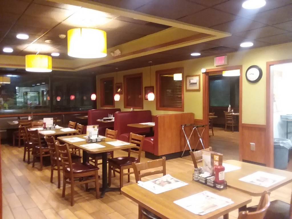 Dennys | restaurant | 1283 NY-300, Newburgh, NY 12550, USA | 8455646470 OR +1 845-564-6470