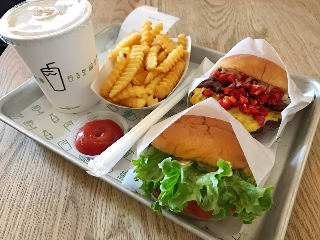 Shake Shack | restaurant | 50 Massachusetts Ave NW, Washington, DC 20002, USA | 2026842428 OR +1 202-684-2428