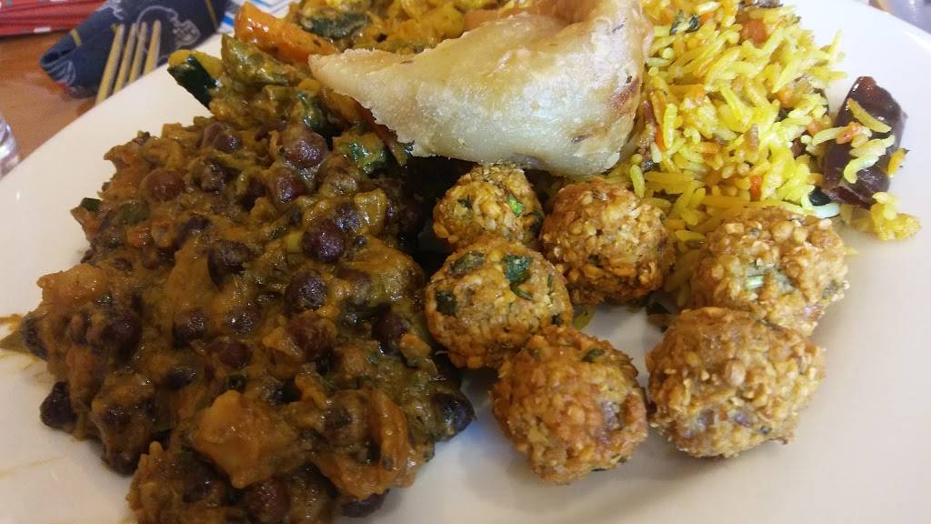 Mango Grill | restaurant | 11205 John F Kennedy Dr #201, Hagerstown, MD 21742, USA | 2407076220 OR +1 240-707-6220