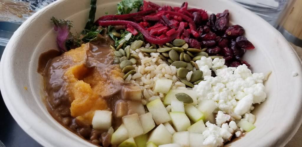 Freshii | restaurant | BB&T Center, 200 S College St #312, Charlotte, NC 28202, USA | 9802986704 OR +1 980-298-6704