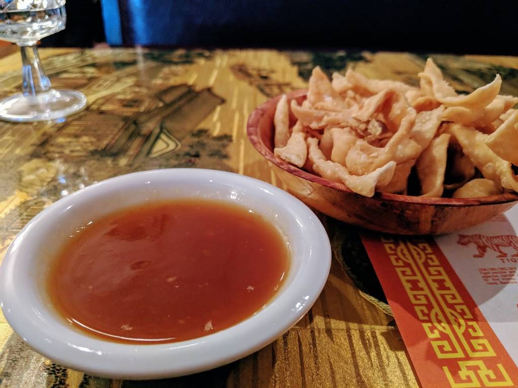 Hong Kong Pearl | restaurant | 1299 E Lincoln Hwy, Levittown, PA 19056, USA | 2159491233 OR +1 215-949-1233