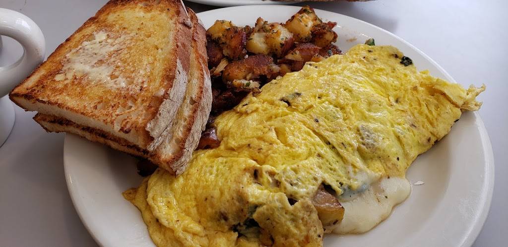 55 Beach Street Cafe | restaurant | 55 Beach St, Westerly, RI 02891, USA | 4015965515 OR +1 401-596-5515