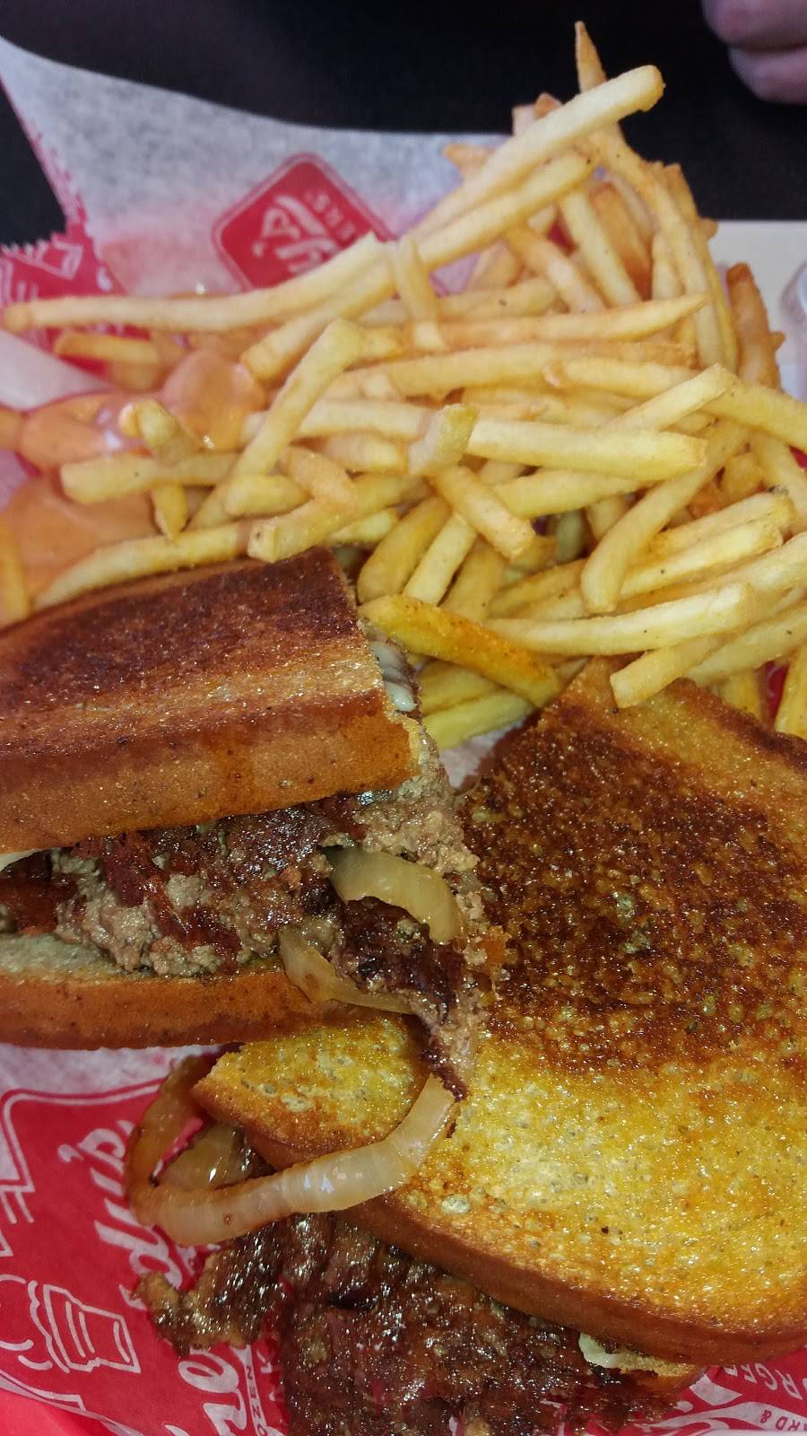 Freddys Frozen Custard & Steakburgers | restaurant | 221 Eagleview Blvd, Exton, PA 19341, USA | 4848742345 OR +1 484-874-2345