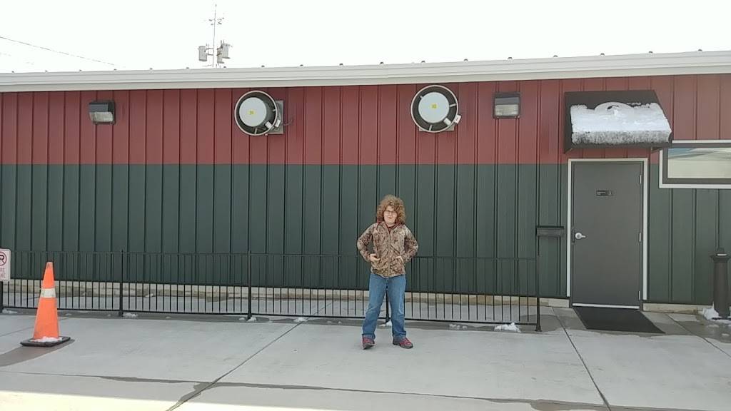 Giovannis Pizza | restaurant | 2936 Grove Ave, Lorain, OH 44055, USA | 4402775141 OR +1 440-277-5141