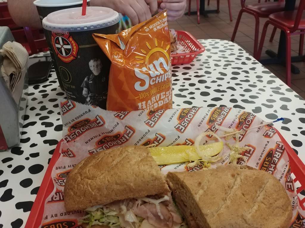 Firehouse Subs | meal delivery | 14948 Manchester Rd, Ballwin, MO 63011, USA | 6362209220 OR +1 636-220-9220