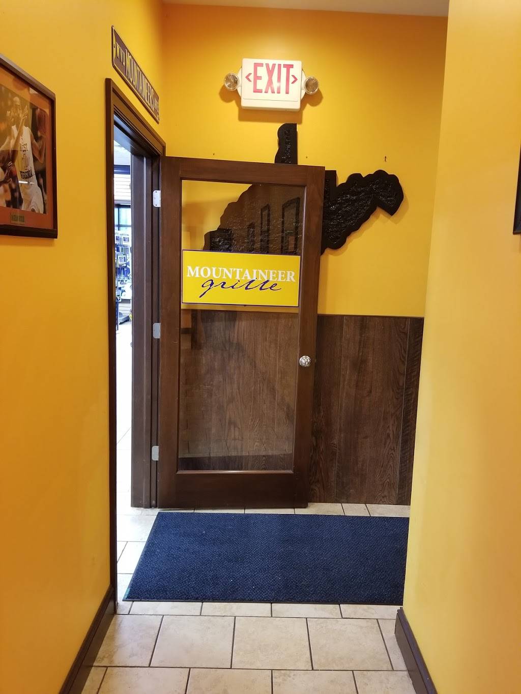 Mountaineer Grille | restaurant | 166 Barnetts Run Rd #4, Bridgeport, WV 26330, USA | 3048487500 OR +1 304-848-7500