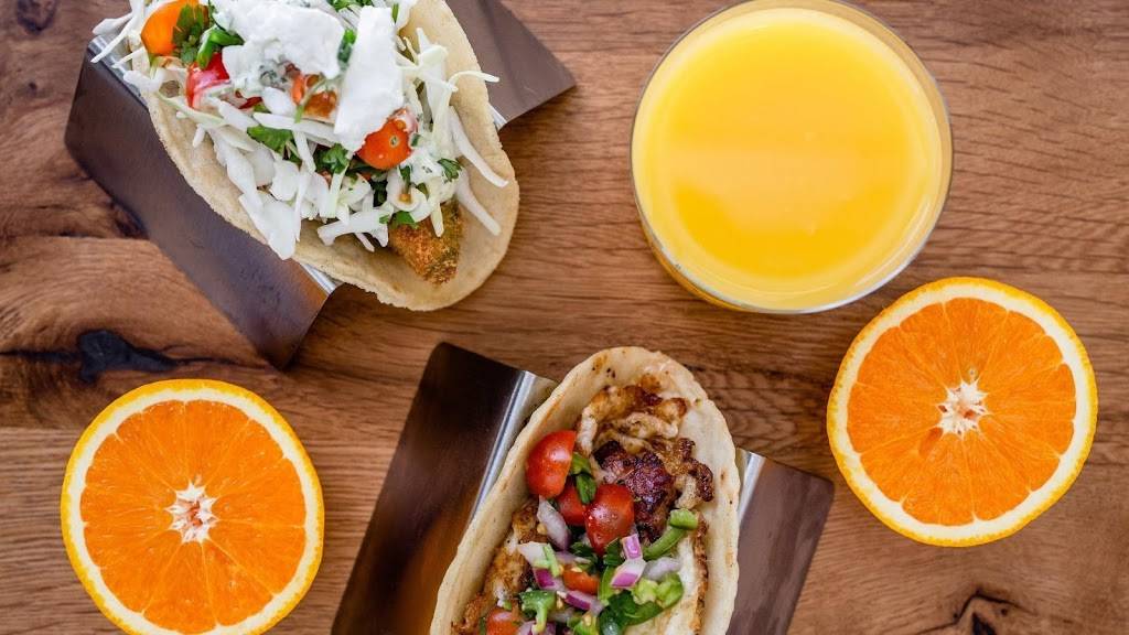 Fusion Eats | restaurant | 9 Greenway Plaza #150, Houston, TX 77046, USA | 7134222882 OR +1 713-422-2882