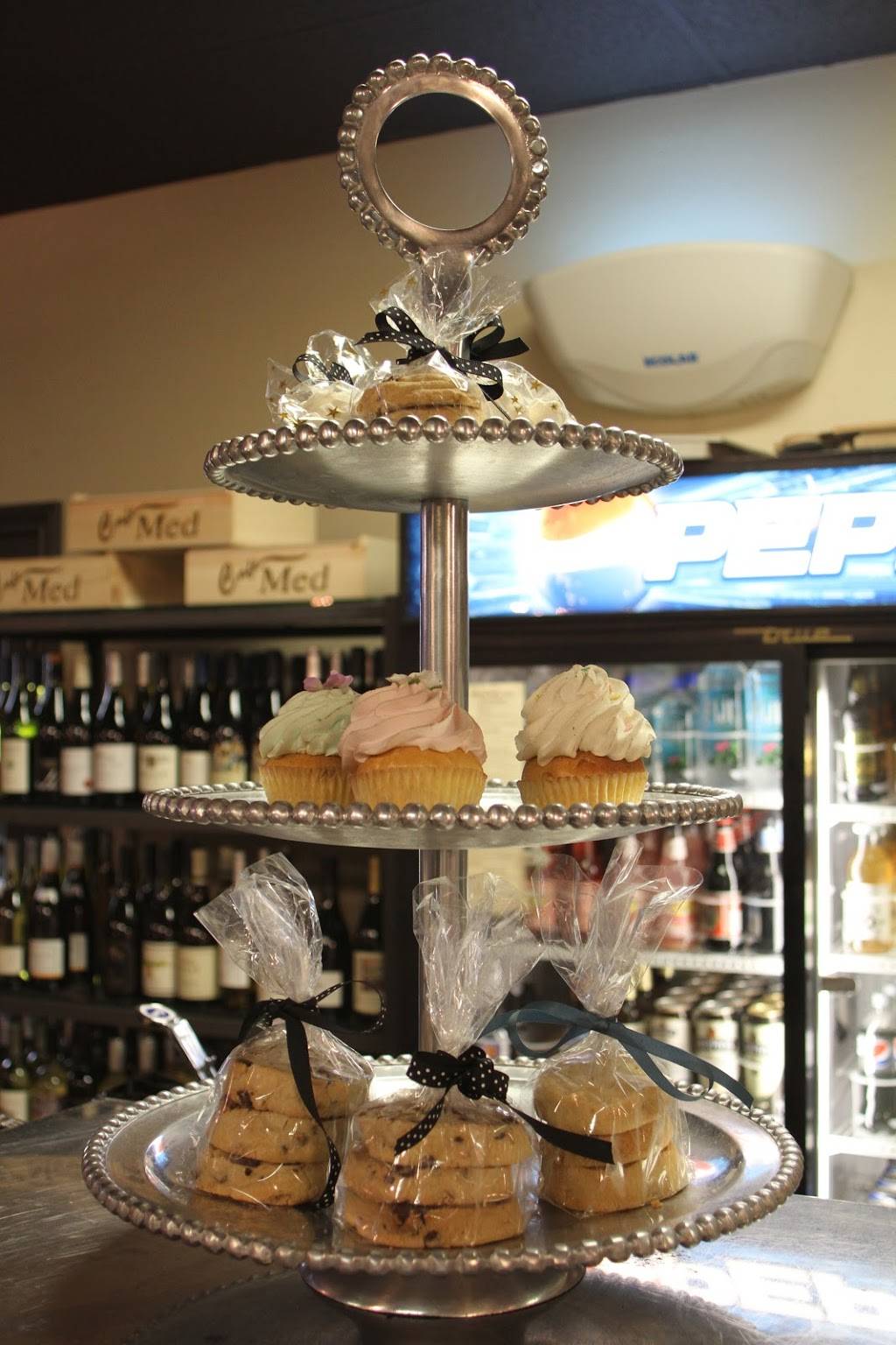 Cafe Med | restaurant | 4809 Stockdale Hwy, Bakersfield, CA 93309, USA | 6618344433 OR +1 661-834-4433