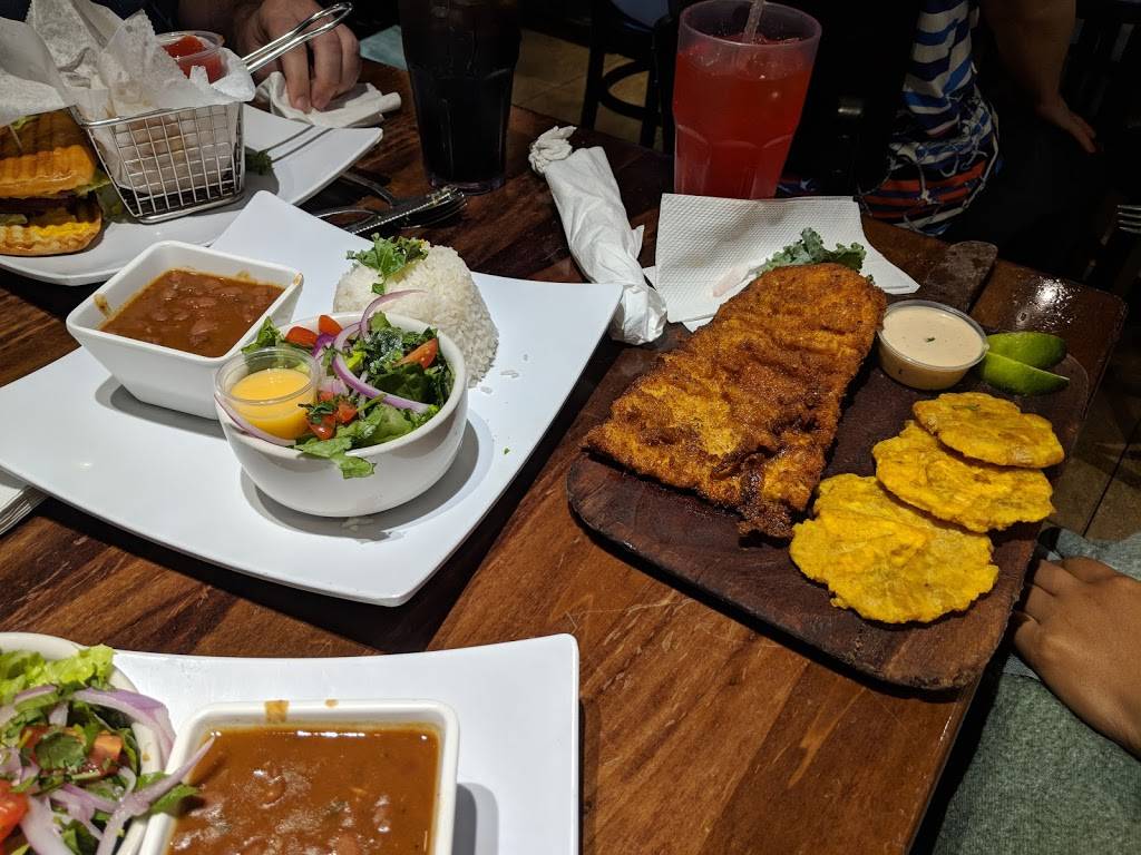 Cali Viejo | restaurant | 436 E Brandon Blvd, Brandon, FL 33511, USA | 8136853715 OR +1 813-685-3715