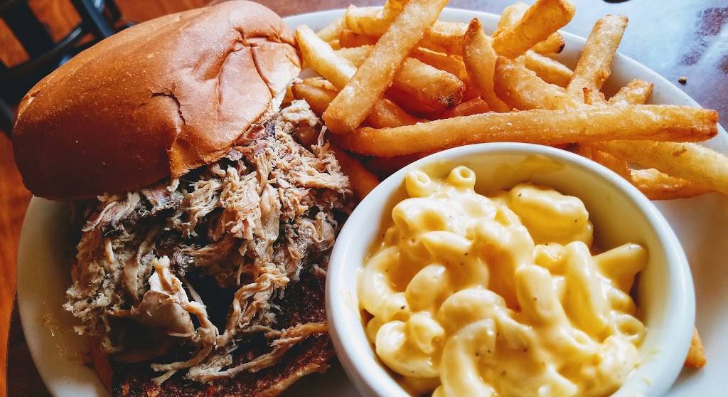 Chucks Southern Comforts Cafe | night club | 6501 W 79th St, Burbank, IL 60459, USA | 7082298700 OR +1 708-229-8700