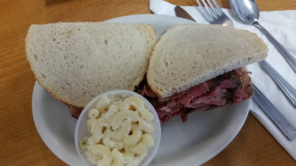 Irv & Karens Hot Pastrami Deli & Restaurant | restaurant | 2114 NJ-88, Brick, NJ 08724, USA | 7328996990 OR +1 732-899-6990