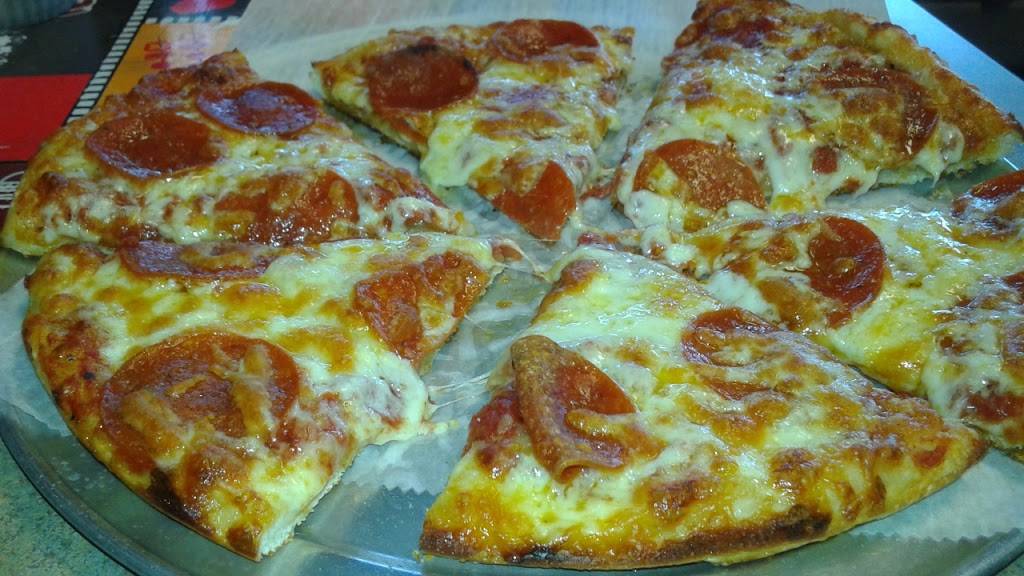 Billys House of Pizza | restaurant | 806 Brockton Ave, Abington, MA 02351, USA | 7818573008 OR +1 781-857-3008
