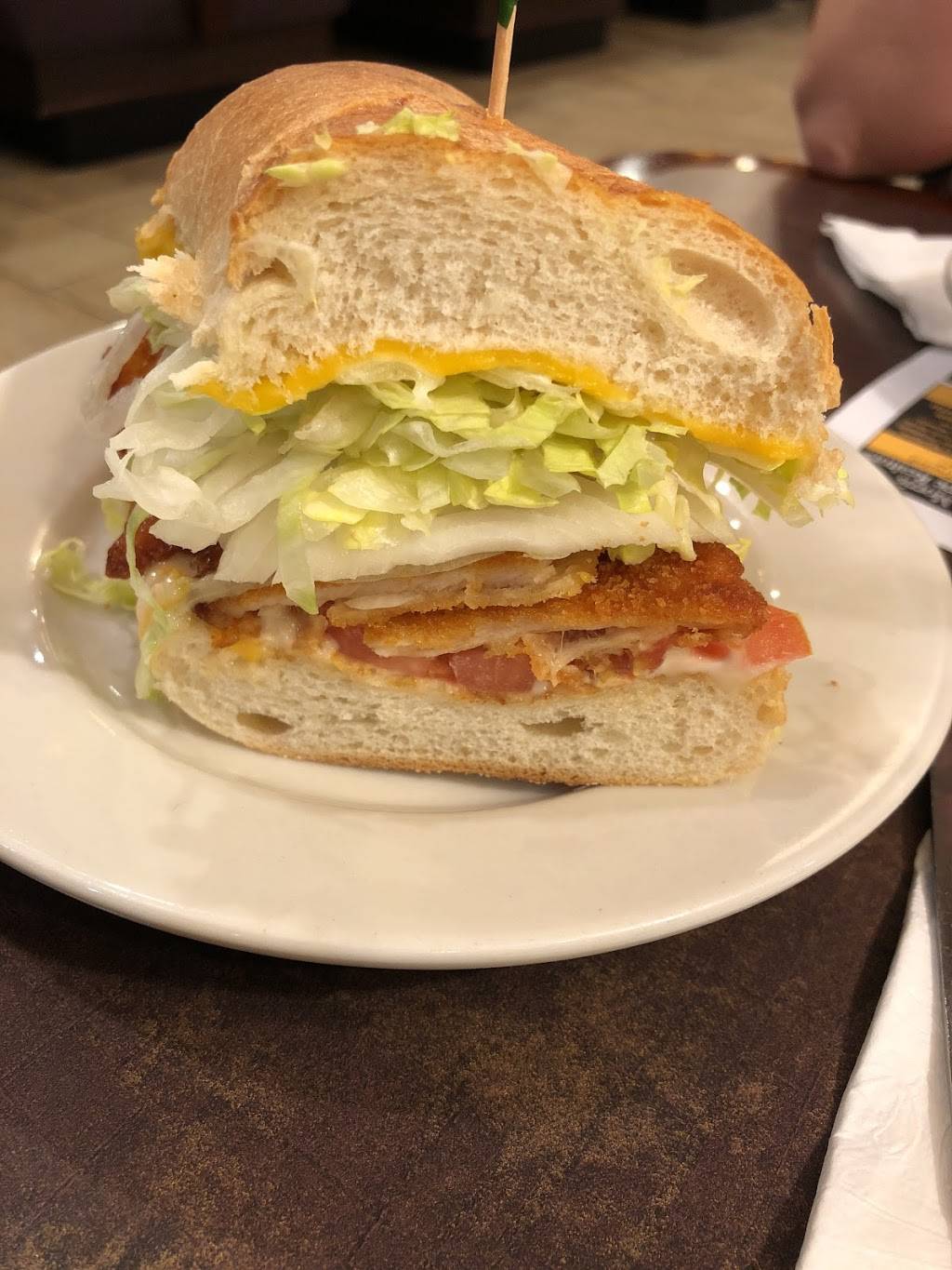 Guss Diner | restaurant | 135 NJ-33, Manalapan Township, NJ 07726, USA | 7322940006 OR +1 732-294-0006