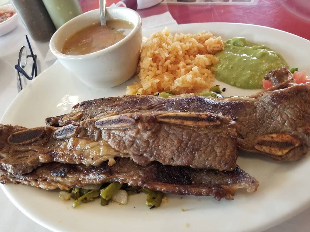 El Molcajete Estilo Jalisco Mexican Restaurant | restaurant | 4404 Walzem Rd, San Antonio, TX 78218, USA | 2106500600 OR +1 210-650-0600