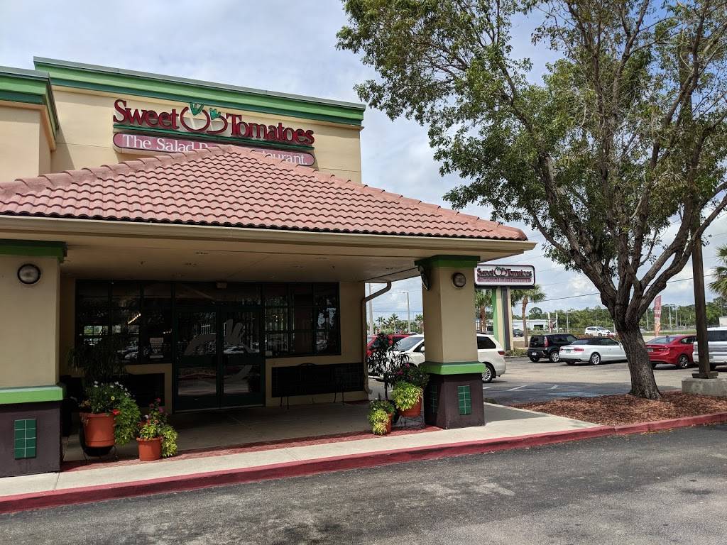 Sweet Tomatoes | restaurant | 14080 S Tamiami Trail, Fort Myers, FL 33912, USA | 2394891150 OR +1 239-489-1150