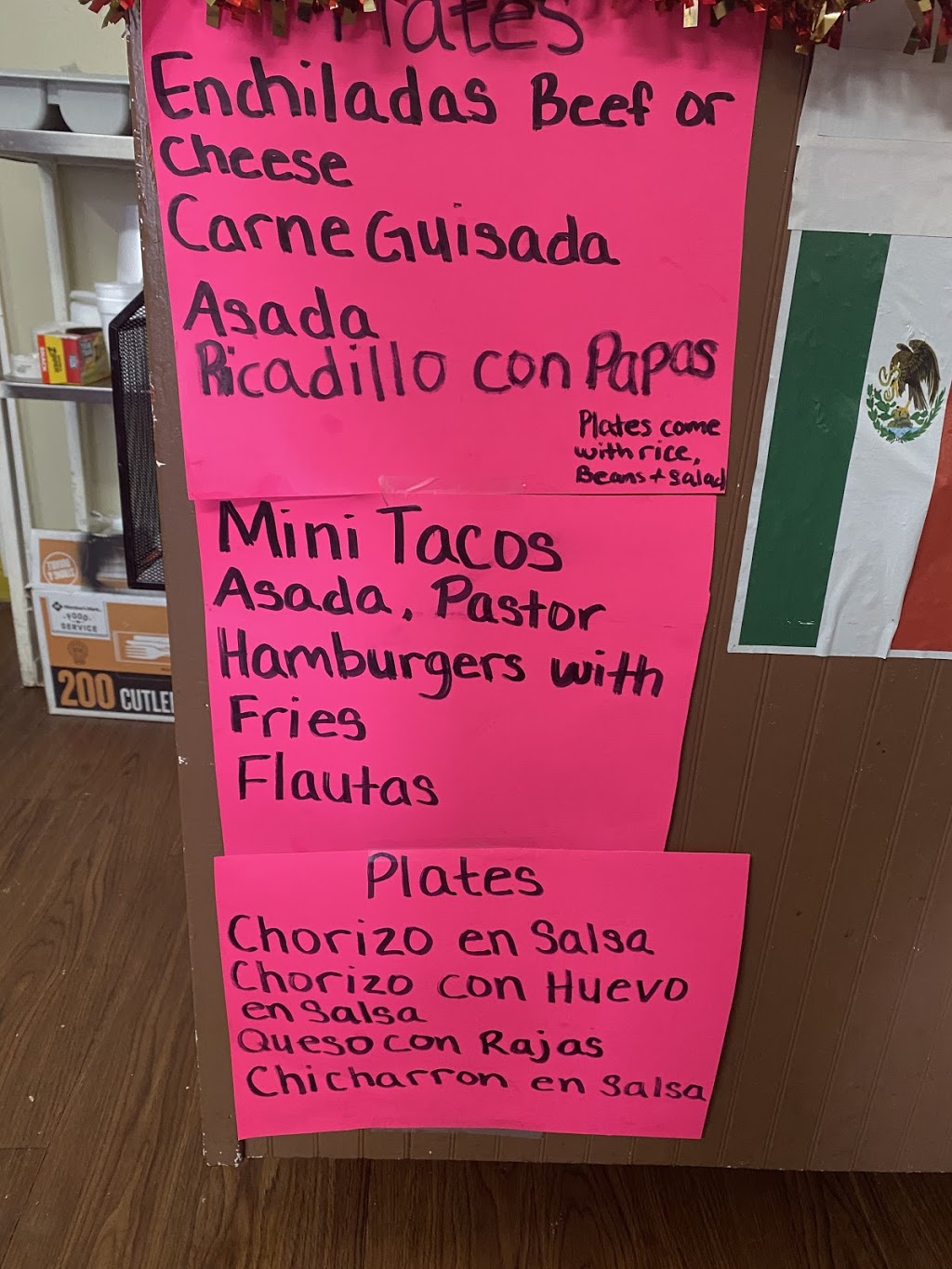 Mi Restaurancito La Chona | restaurant | 609 West Ave, San Antonio, TX 78201, USA | 2107108948 OR +1 210-710-8948