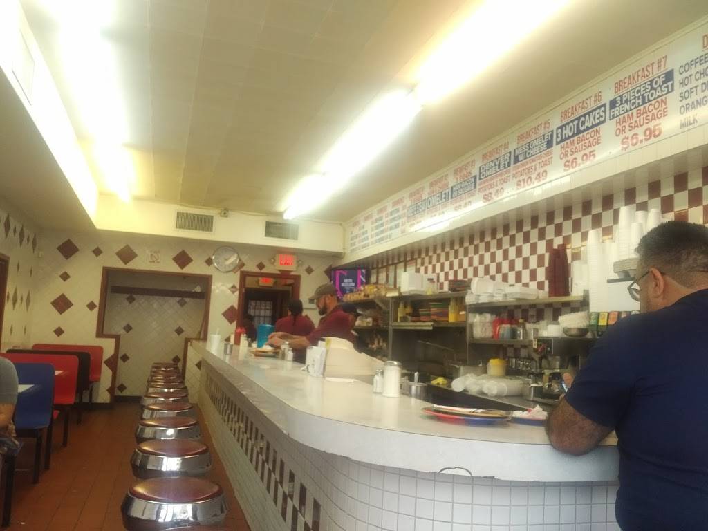 United Grill | restaurant | 4803 W Armitage Ave, Chicago, IL 60639, USA | 7732372982 OR +1 773-237-2982