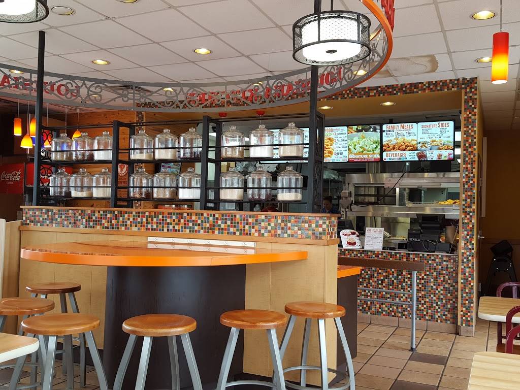 Popeyes Louisiana Kitchen | restaurant | 1204 N Collins St, Arlington, TX 76011, USA | 8178011541 OR +1 817-801-1541