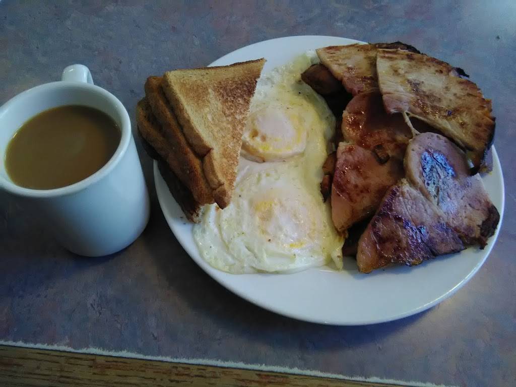 The Commons Lunch | restaurant | 48 Commons, Little Compton, RI 02837, USA | 4016354388 OR +1 401-635-4388