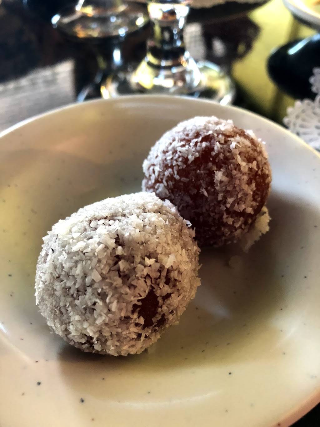 Mellow Manna INDIAN CUISINE | restaurant | 2122 Holly Hall St, Houston, TX 77054, USA | 7137907888 OR +1 713-790-7888