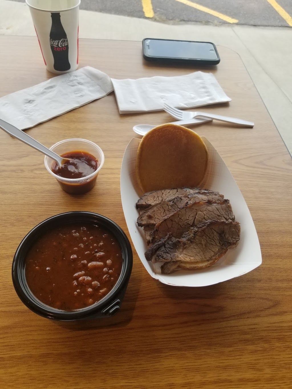 Cluckin Good Chicken & BBQ | restaurant | 3607 E 10th St, Sioux Falls, SD 57103, USA | 6053367260 OR +1 605-336-7260