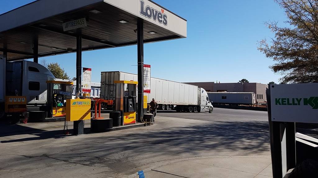 Chesters | restaurant | Fort Mill, SC 29708, USA | 8038027130 OR +1 803-802-7130