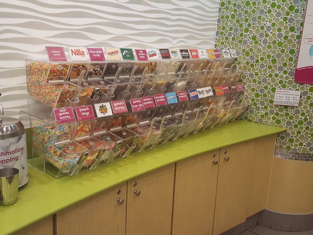 Menchies Frozen Yogurt | bakery | 7169 OKelly Chapel Rd, Cary, NC 27519, USA | 9197970976 OR +1 919-797-0976