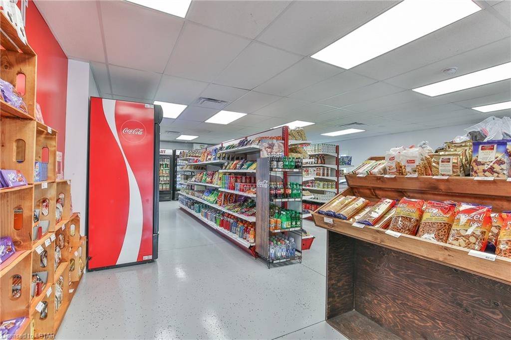 Candyville Mart | meal delivery | 5843 Imperial Rd, Aylmer, ON N5H 2R2, Canada | 5197651191 OR +1 519-765-1191