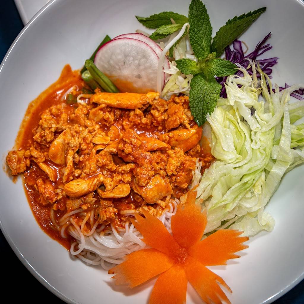 Cafe Boonma Thai Cuisine | restaurant | 3720 SE Ocean Blvd, Sewalls Point, FL 34996, USA | 7722912320 OR +1 772-291-2320