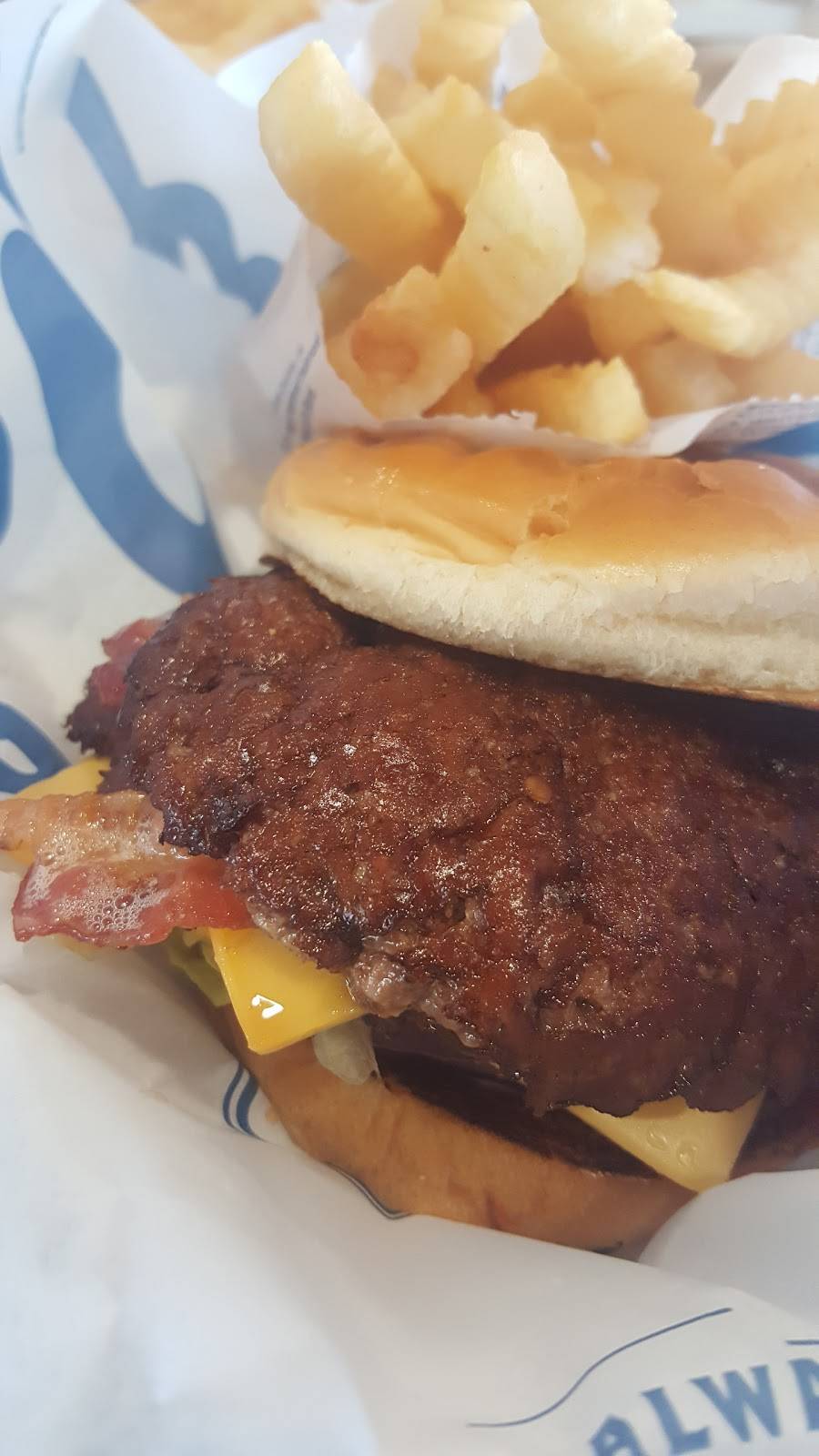 Culvers | restaurant | 4910 Cnty Rd V, DeForest, WI 53532, USA | 6088467575 OR +1 608-846-7575