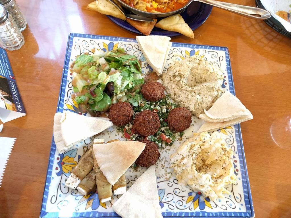 Falafels Middle Eastern Grill | restaurant | 430 E Kirkwood Ave, Bloomington, IN 47408, USA | 8123553555 OR +1 812-355-3555