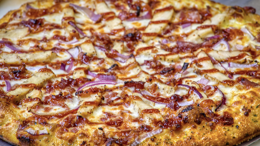 Hungry Howies Pizza | meal delivery | 105 Southwest Pkwy #400, College Station, TX 77840, USA | 9796936666 OR +1 979-693-6666